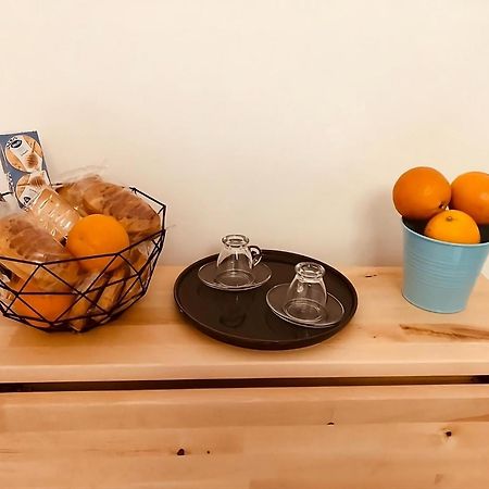 Tasso Apartment Σαλέρνο Εξωτερικό φωτογραφία